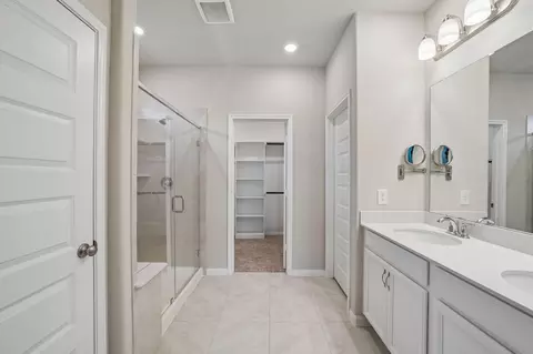 Entry Way - 17458 Buckeye Br, Conroe, TX 77385 photo 5 of 7