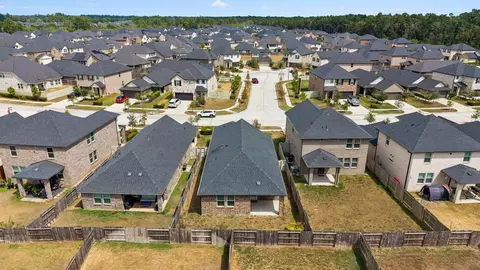 View/Area - 17458 Buckeye Br, Conroe, TX 77385 photo 3 of 9