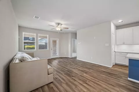 Living - 17458 Buckeye Br, Conroe, TX 77385 photo 3 of 3