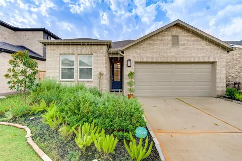 9727 Arrigoni Creek Dr, Cypress, TX 77433