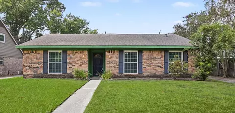 1918 Ashford Hollow Ln, Houston, TX 77077