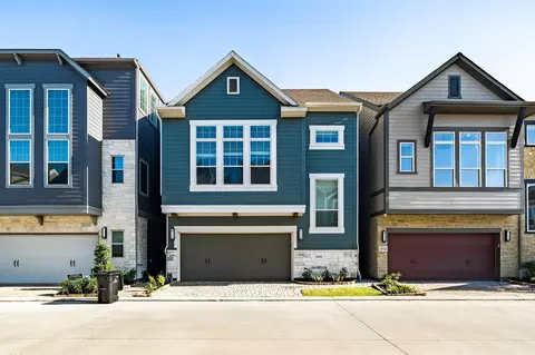 10916 Brambling Wood Dr, Houston, TX 77043