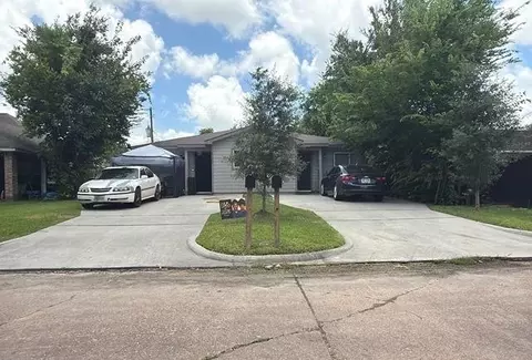5626 Simsdale St, Houston, TX 77033