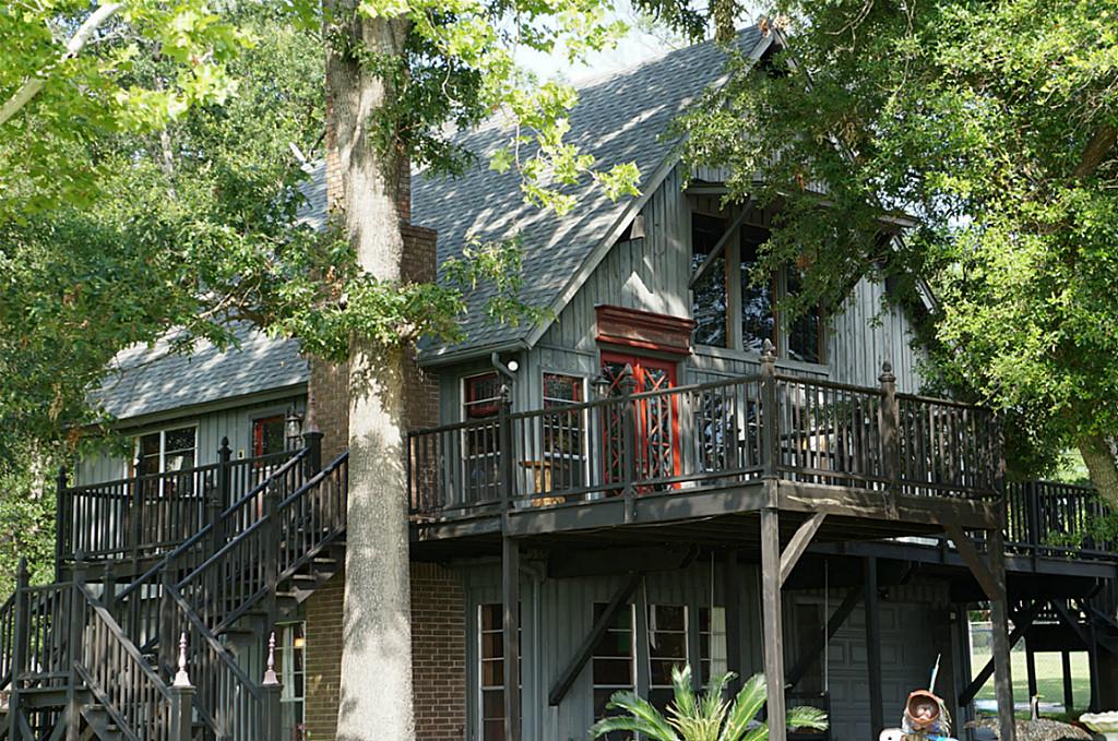 128 Pine Tallow, Onalaska, TX 77360 photo 1