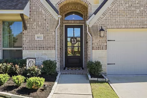 8602 Burdekin Rd, Magnolia, TX 77354