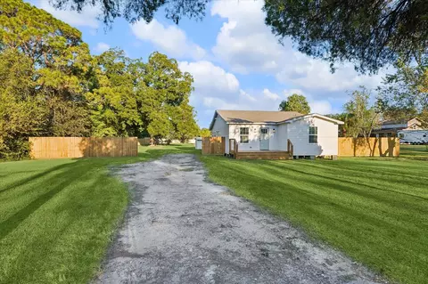 2801 Shouse Rd, Santa Fe, TX 77510