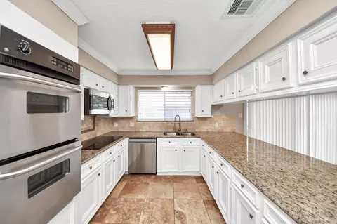 Kitchen - 22502 Deville Dr, Katy, TX 77450 photo 2 of 6
