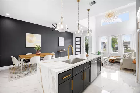 6314 Crest St, Houston, TX 77033