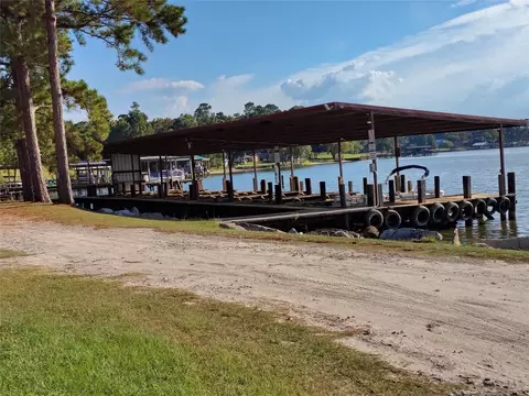 404 Lakeside Loop, Trinity, TX 75862 photo 2