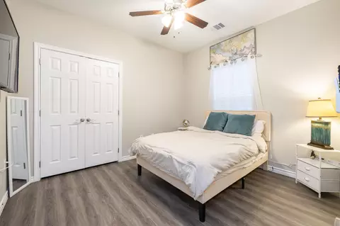 Bedroom - 2011 Nottingham St, Pasadena, TX 77502 photo 4 of 4