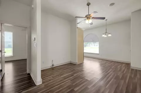 Living - 12758 Aries Loop Loop, Willis, TX 77318 photo 6 of 7