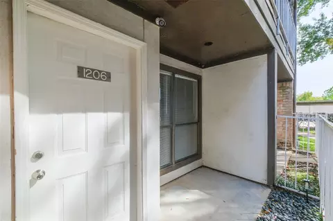 6633 W Airport Blvd #1206, Houston, TX 77035
