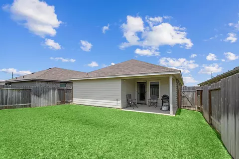 Exterior - 24219 Oriole Summit Dr, Spring, TX 77373 photo 5 of 7