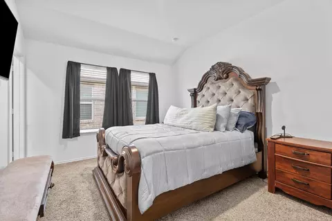 Bedroom - 24219 Oriole Summit Dr, Spring, TX 77373 photo 1 of 5