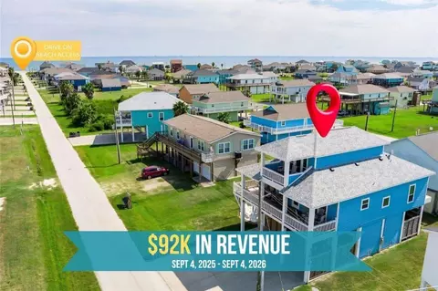 997 S Redfish St, Crystal Beach, TX 77650