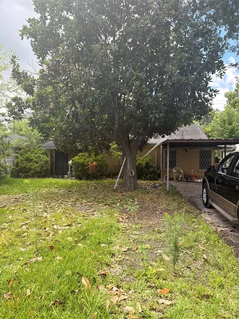 4906 Alvin St, Houston, TX 77033