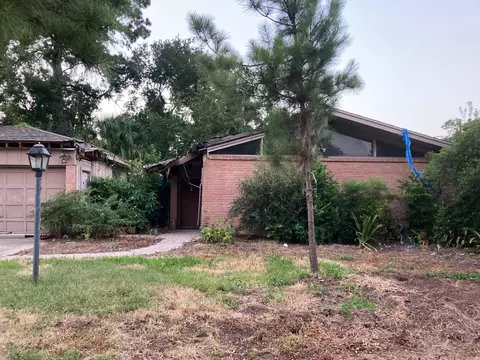 10310 Metronome Dr, Houston, TX 77043