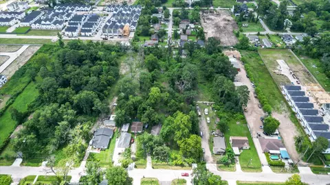 1321 De Soto St, Houston, TX 77091