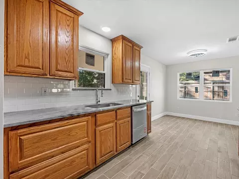 Kitchen - 9096 N Comanche Cir, Willis, TX 77378 photo 3 of 3