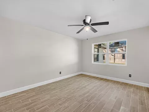 Bedroom - 9096 N Comanche Cir, Willis, TX 77378 photo 2 of 5