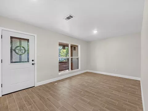 Living - 9096 N Comanche Cir, Willis, TX 77378 photo 2 of 5
