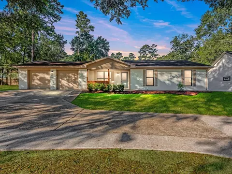 Exterior - 9096 N Comanche Cir, Willis, TX 77378 photo 1 of 9