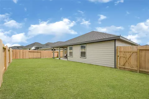 Exterior - 31202 Henry Ridge Dr, Fulshear, TX 77441 photo 5 of 5