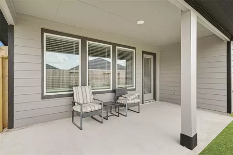 Exterior - 31202 Henry Ridge Dr, Fulshear, TX 77441 photo 2 of 5