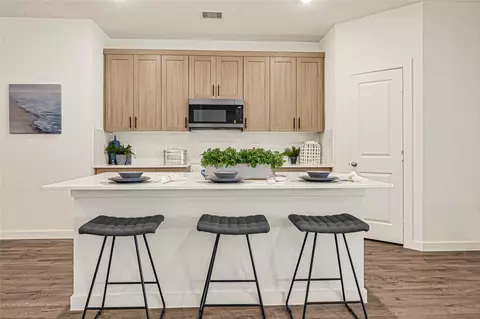 Kitchen - 31202 Henry Ridge Dr, Fulshear, TX 77441 photo 2 of 4
