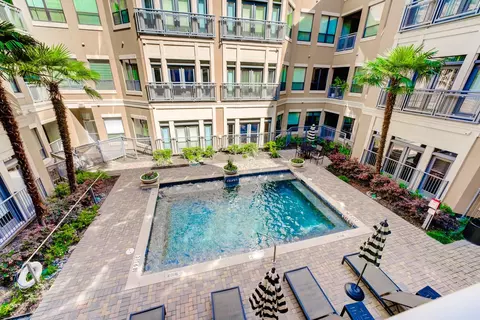 1901 Post Oak Blvd #2219, Houston, TX 77056