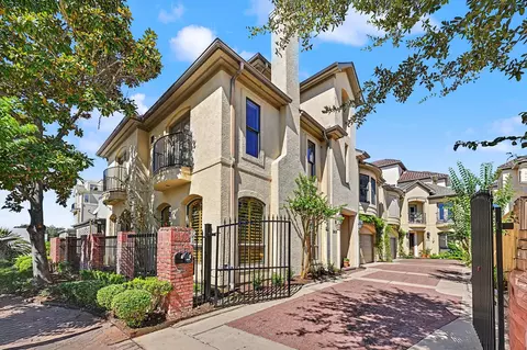 2410 Mimosa Dr, Houston, TX 77019