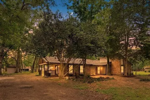 15050 Cardinal Trl, Conroe, TX 77302