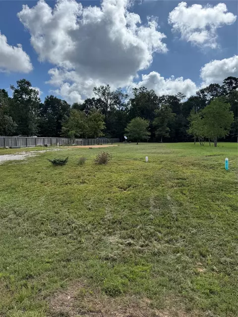 72 Road 3371b, Cleveland, TX 77327