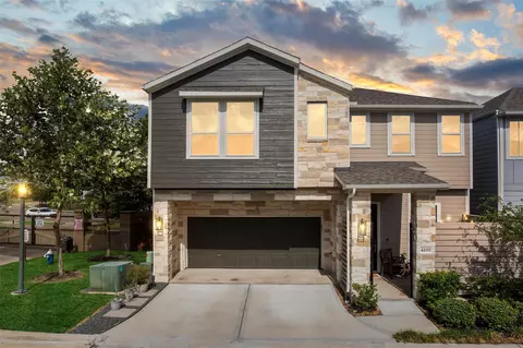 4205 Upland Bend Dr, Houston, TX 77080