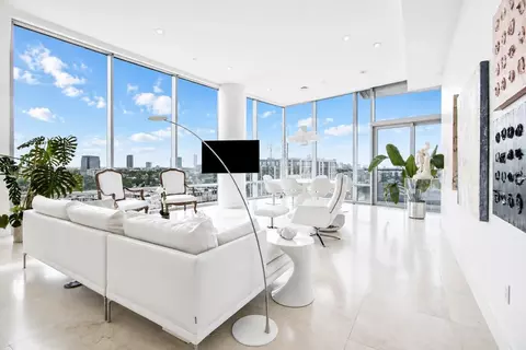 2727 Kirby Dr #10E, Houston, TX 77098
