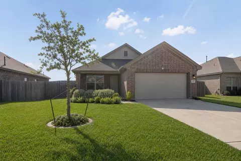 3505 Fawnwood Dr, Texas City, TX 77591
