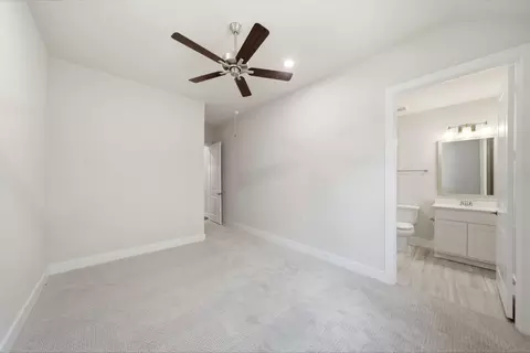 Bedroom - 10025 Larkin Cv, Willis, TX 77318 photo 6 of 11
