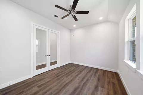 Bedroom - 10025 Larkin Cv, Willis, TX 77318 photo 1 of 11