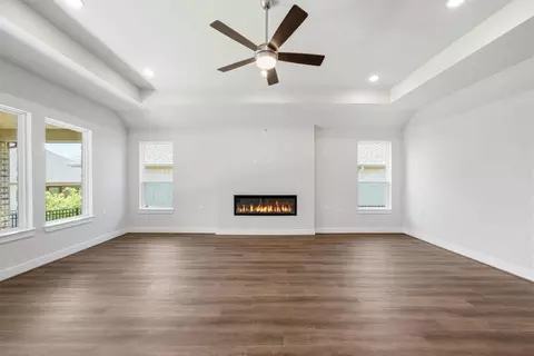 Living - 10025 Larkin Cv, Willis, TX 77318 photo 3 of 6