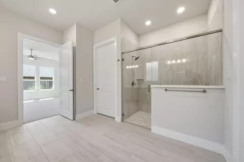 Entry Way - 10025 Larkin Cv, Willis, TX 77318 photo 4 of 5