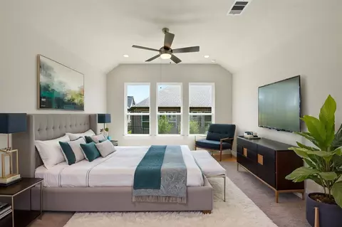 Bedroom - 10025 Larkin Cv, Willis, TX 77318 photo 9 of 11