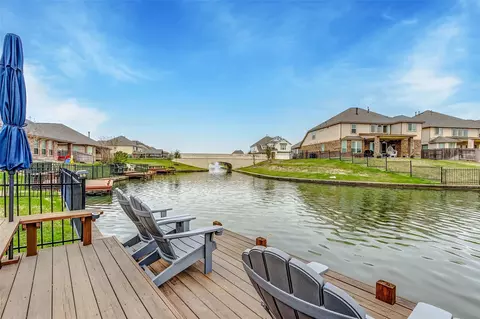 Exterior - 3719 Lake Bend Shore Dr, Spring, TX 77386 photo 3 of 6