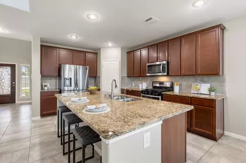 Kitchen - 3719 Lake Bend Shore Dr, Spring, TX 77386 photo 1 of 2
