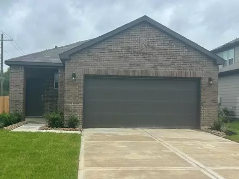 11605 Whirlaway Dr, Willis, TX 77318