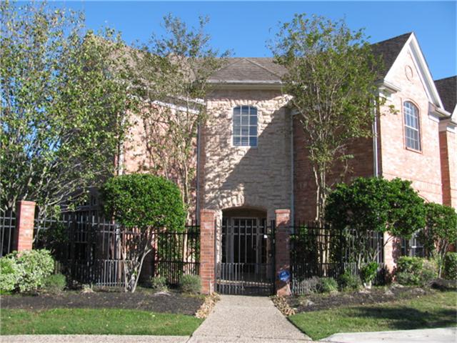 19620 Atasca Oaks Dr, Humble, TX 77346 photo 1