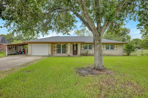 17410 Wellborne Rd, Pearland, TX 77584