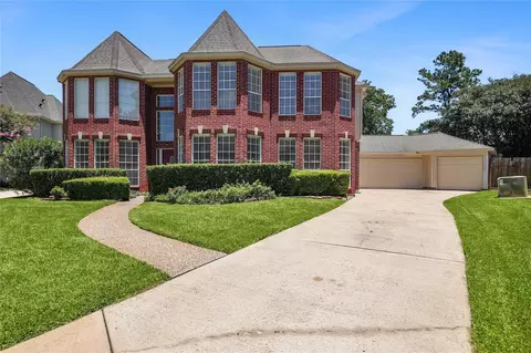 17210 Silverthorne Ln, Spring, TX 77379