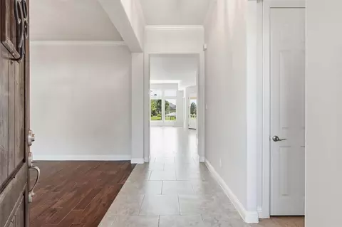 Entry Way - 9806 Reflection Point Dr, Cypress, TX 77433 photo 1 of 1