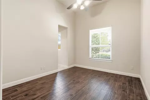 Bedroom - 9806 Reflection Point Dr, Cypress, TX 77433 photo 4 of 8