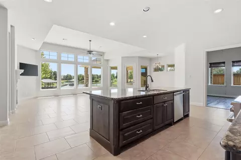 Other - 9806 Reflection Point Dr, Cypress, TX 77433 photo 5 of 10